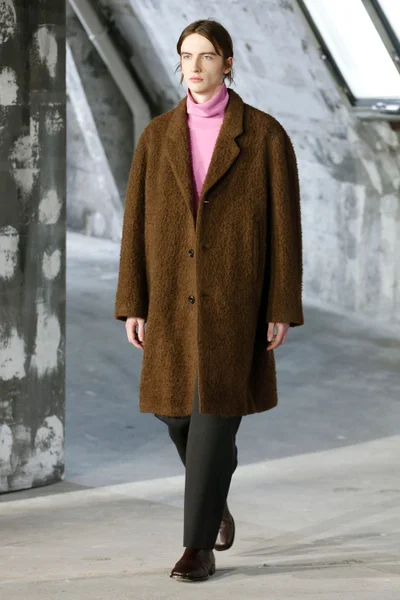 Look 20
